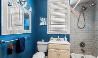 99 W 37TH St, Bayonne, NJ 07002