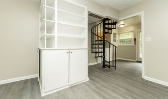 2310 Pinecrest Ave, Ann Arbor, MI 48104