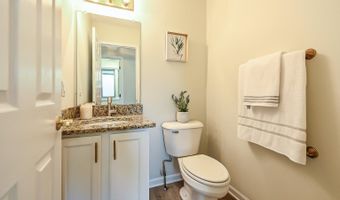 2400 Rockport Ct, Ann Arbor, MI 48103