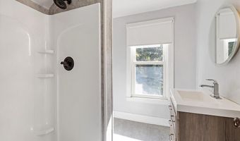 2058 N Belfast Ave, Augusta, ME 04330