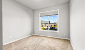 4722 ROYAL Dr, Albany, OR 97321