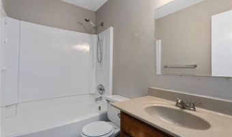 2621 N 155th Ter, Basehor, KS 66007