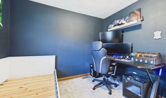 2763 W Hickory Dr, Anderson, IN 46013
