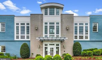 4079 S FOUR MILE RUN Dr 402, Arlington, VA 22204