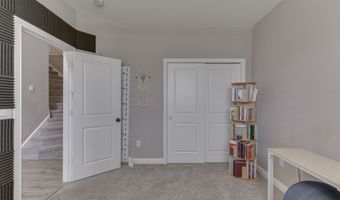 928 Ridge Rock Ln, Bargersville, IN 46106