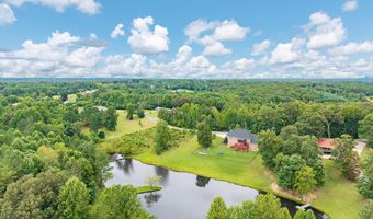 4100 River Rd, Baxter, TN 38544