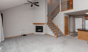 2840 Ashland Ct, Altoona, IA 50009