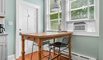 90 Rhode Island Ave 2, Newport, RI 02840