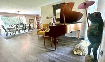 7720 Rice Rd, Amherst, OH 44001