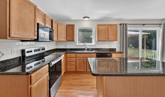 392 Sedgewood Ln, Ann Arbor, MI 48103