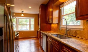 202 HARDY Pl, Rockville, MD 20852