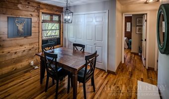 239 Dutch Treat Rd, Banner Elk, NC 28604