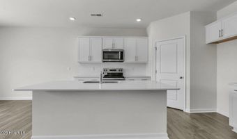 1016 Misty Creek Dr, Aberdeen, NC 28315