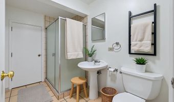 1459 Akamai St, Kailua, HI 96734