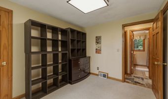 30 Grant Hill Rd, Bloomfield, CT 06002