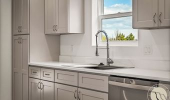 2 Avis St, Absarokee, MT 59001