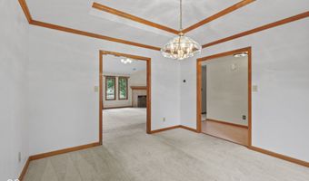 5591 Royal Troon Way, Avon, IN 46123