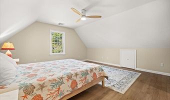 2 Boulder Rd, Bourne, MA 02532