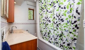 8911 Manor Ave, Allen Park, MI 48101