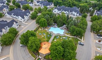 226 Adams Pointe Blvd 1, Adams Twp., PA 16046