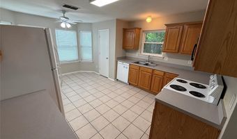 527 E Oak St, Aledo, TX 76008
