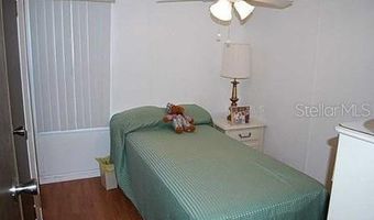 25624 MADISON St, Astatula, FL 34705