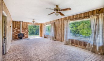 48587 HIGHWAY 242, Broadbent, OR 97414