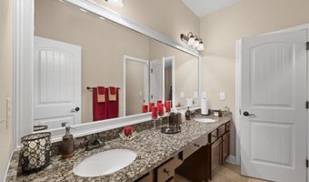 197 Colfax Dr, Boiling Springs, SC 29316