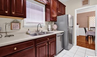 121 STERLING GATE Dr, Alabaster, AL 35007