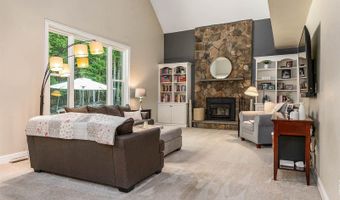 45 Eleanors Way, Brentwood, NH 03833