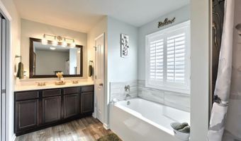 6 LOBELL Rd, Abbottstown, PA 17301