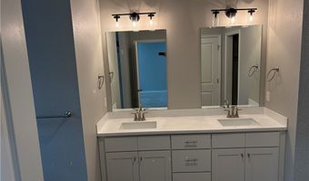 19 Boreland Ln, Bella Vista, AR 72715
