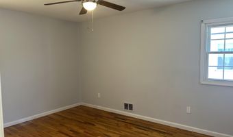 56 ISABELLA Ave 2, Bayonne, NJ 07002