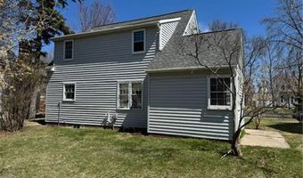 716 Maple St, Alexandria, MN 56308