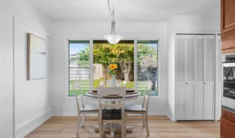 279 Kakahiaka St, Kailua, HI 96734