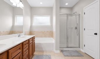 136 TEALWOOD Cv, Atoka, TN 38004