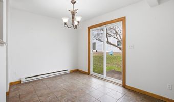 565 Clark Ave APT 17, Bristol, CT 06010