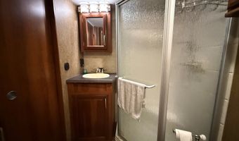 5 H St, Cascade, ID 83611