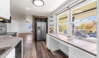 1920 Kingsboro Rd, Casper, WY 82604