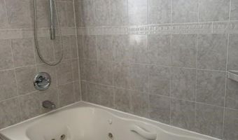 30 NEWARK BAY Ct #2, Bayonne, NJ 07002