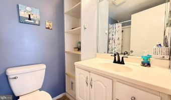 6441 RICHMOND Hwy #203, Alexandria, VA 22306
