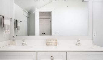 5 Grove Ct, Bald Head Island, NC 28461