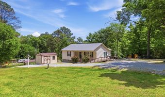 432 2nd St, Big Sandy, TN 38221