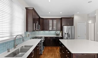 21553 CENTER POINT Cir, Ashburn, VA 20147