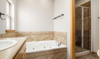 3348 HALES RANCH Rd, Cheyenne, WY 82007
