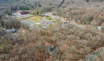 7 Wintergreen Trl, Albrightsville, PA 18210