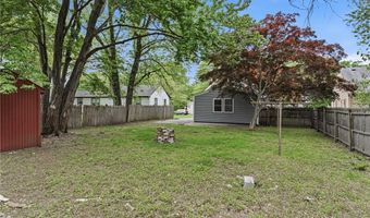 8 Angela Ct, North Providence, RI 02904