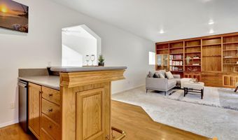 8521 Spendlove Dr, Anchorage, AK 99516