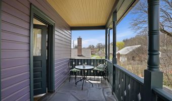 144 W MAIN St, Adamstown, PA 19501