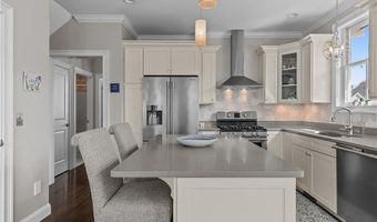 50 Kettle Point Ave 50, East Providence, RI 02914